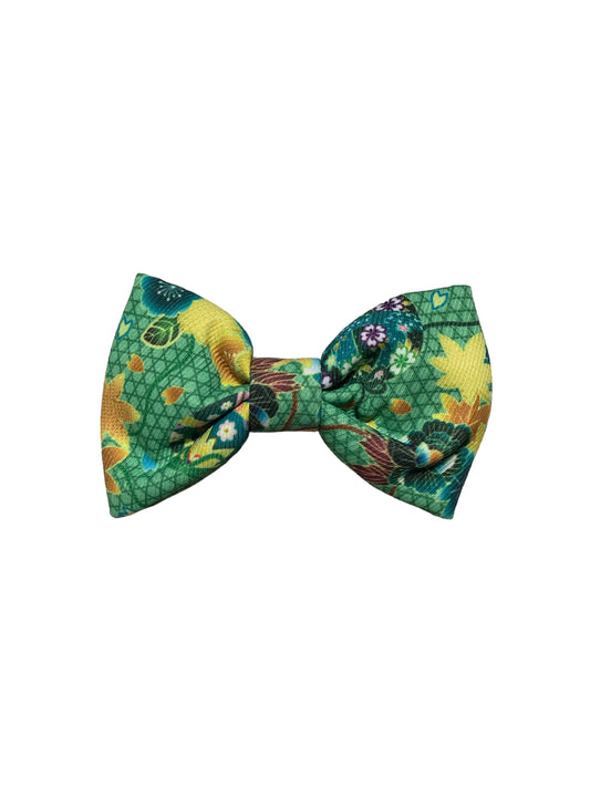 Green Flowers Bowtie